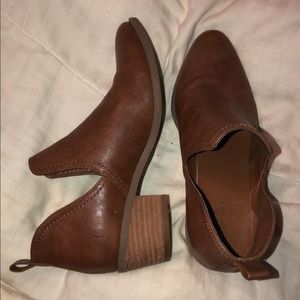 american eagle booties